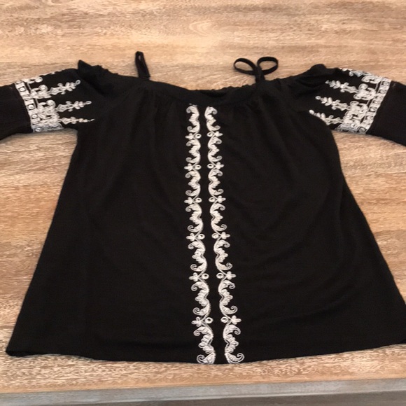 INC Black/Silver Embroidered Off Shoulder Blouse - Picture 2 of 7